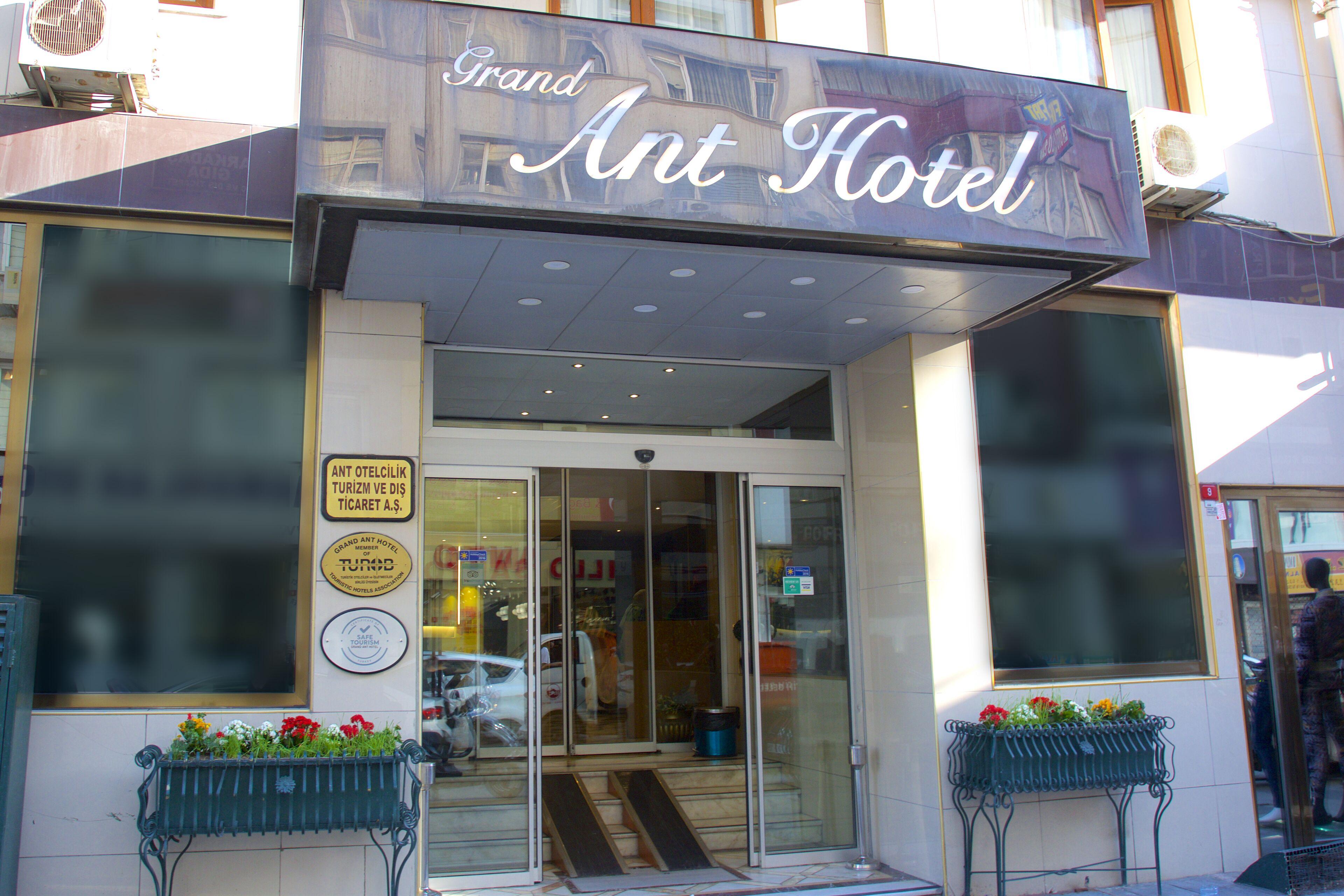 Grand Ant Hotel — Fotos 1